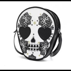 🆕💀⭐️Black/White Sugar Skull Crossbody 💀⭐️
